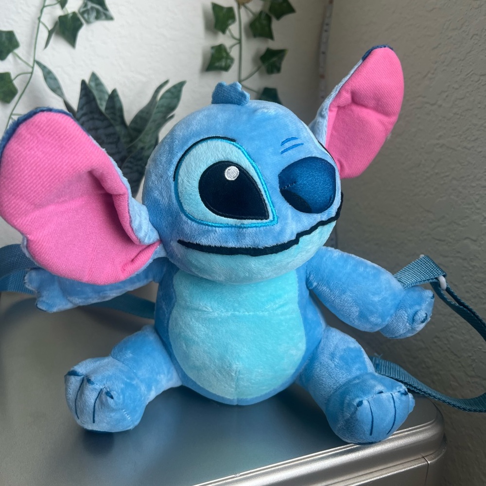Stich Crossbody